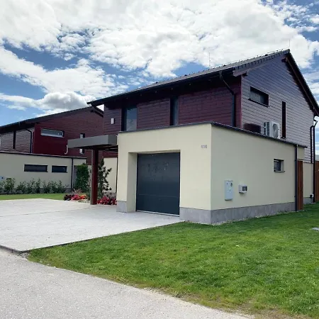 Villa Golf De Luxe Senica